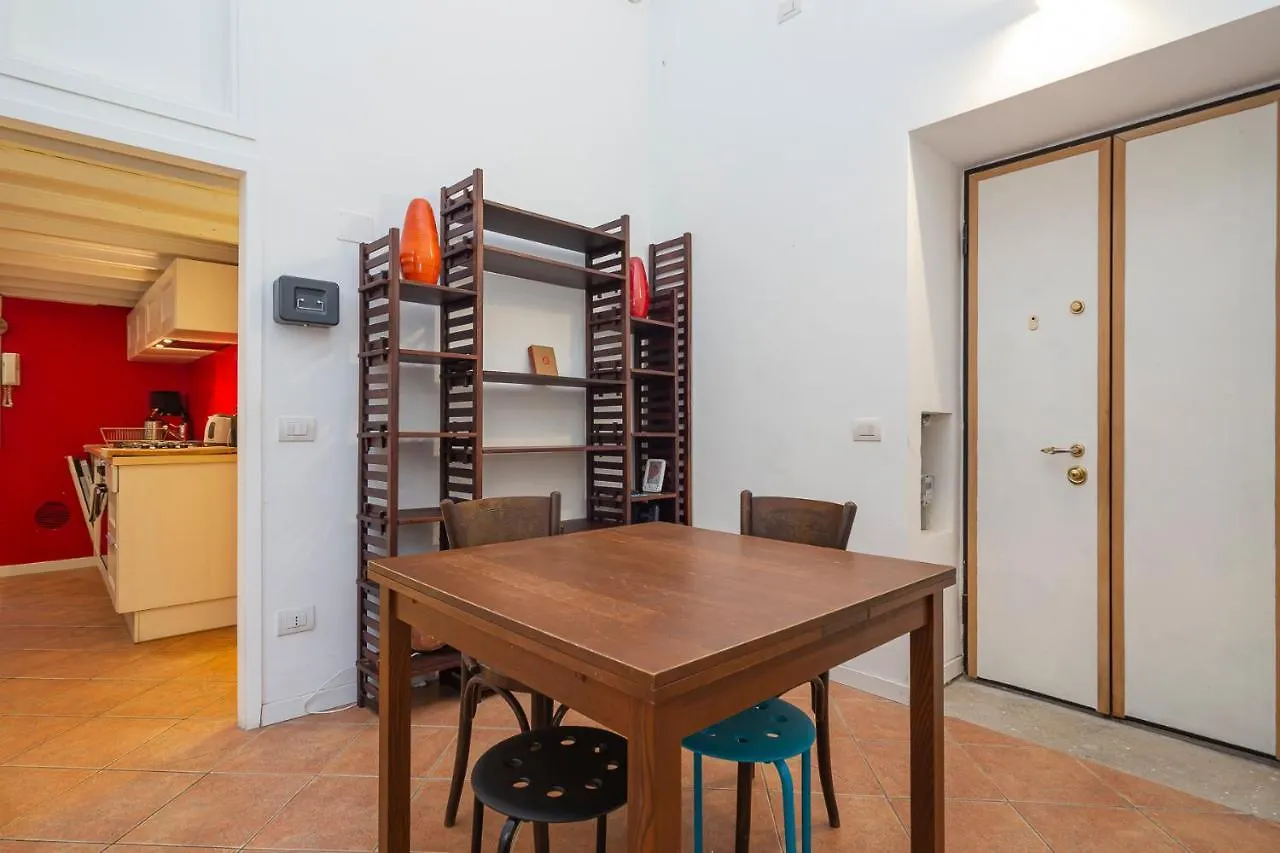 Appartamento Flat In Isola De Castillia 22 Milano