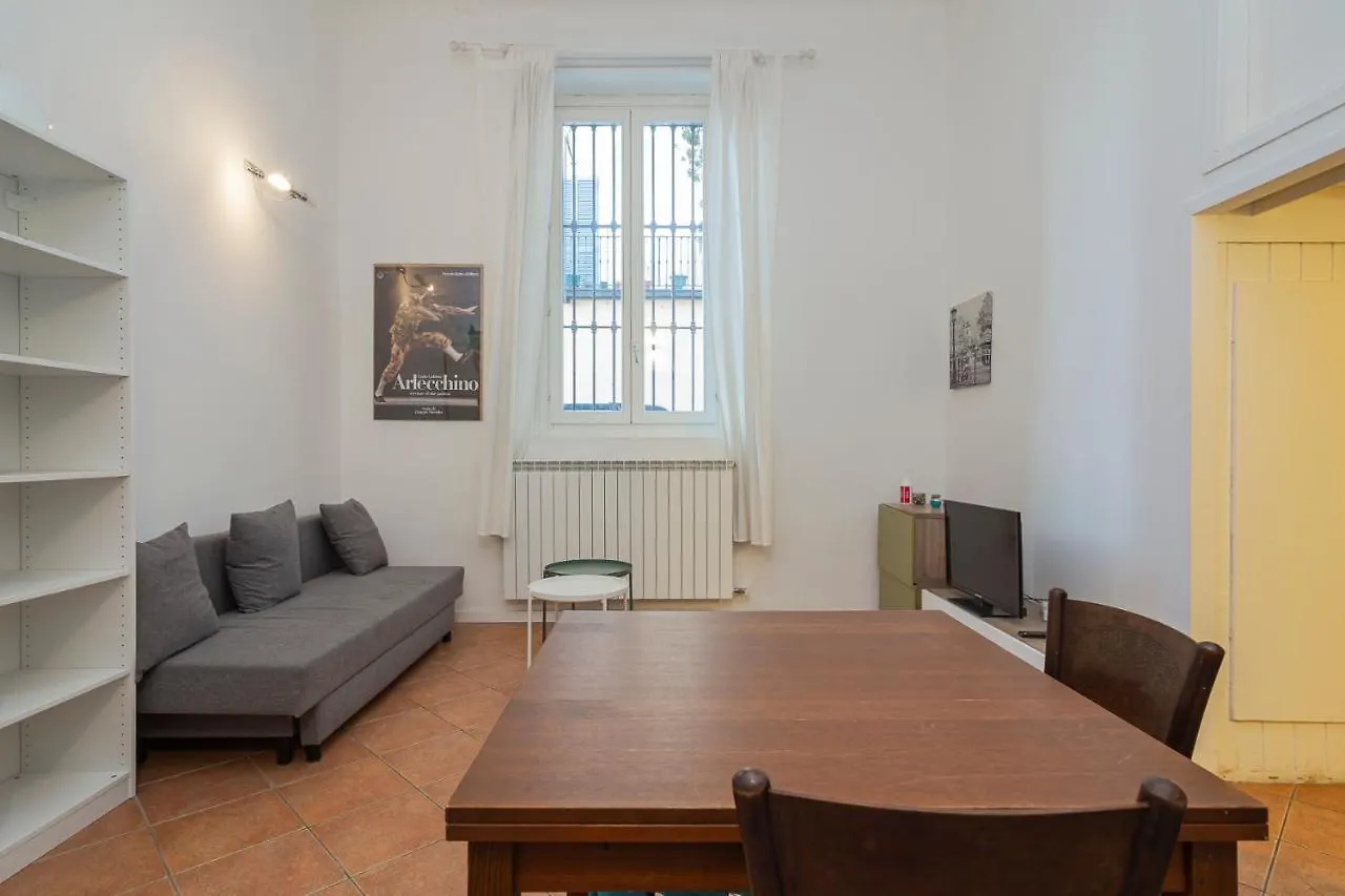 Flat In Isola De Castillia 22 Milano Appartamento