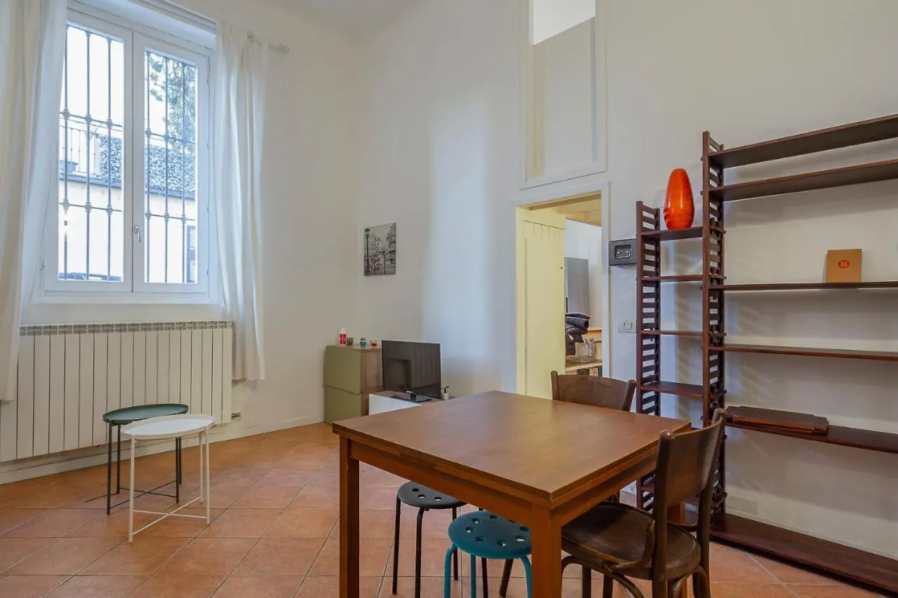 Flat In Isola De Castillia 22 Milaan 0*,